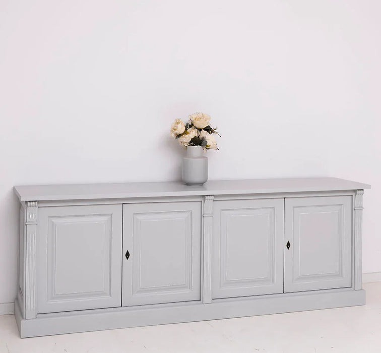 Großes Sideboard aus Massivholz mit 4 Türen