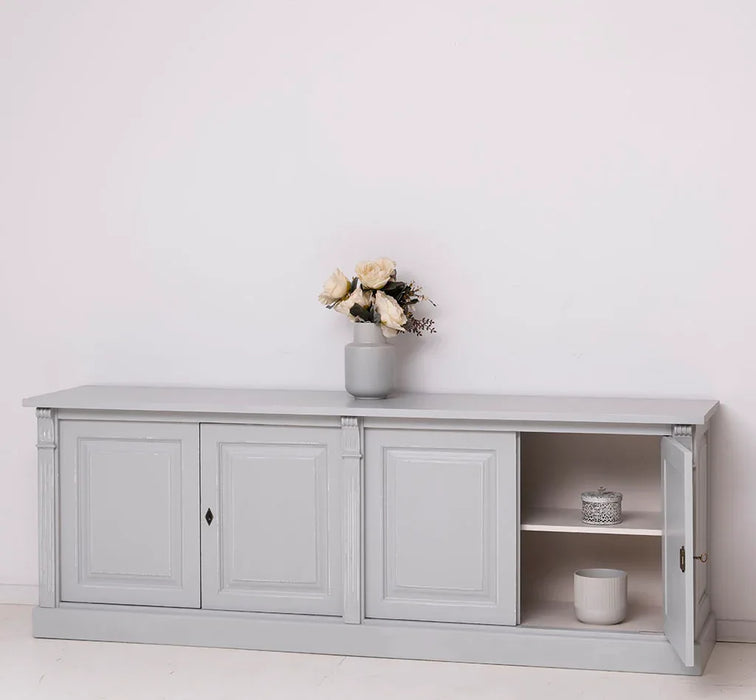 Großes Sideboard aus Massivholz mit 4 Türen