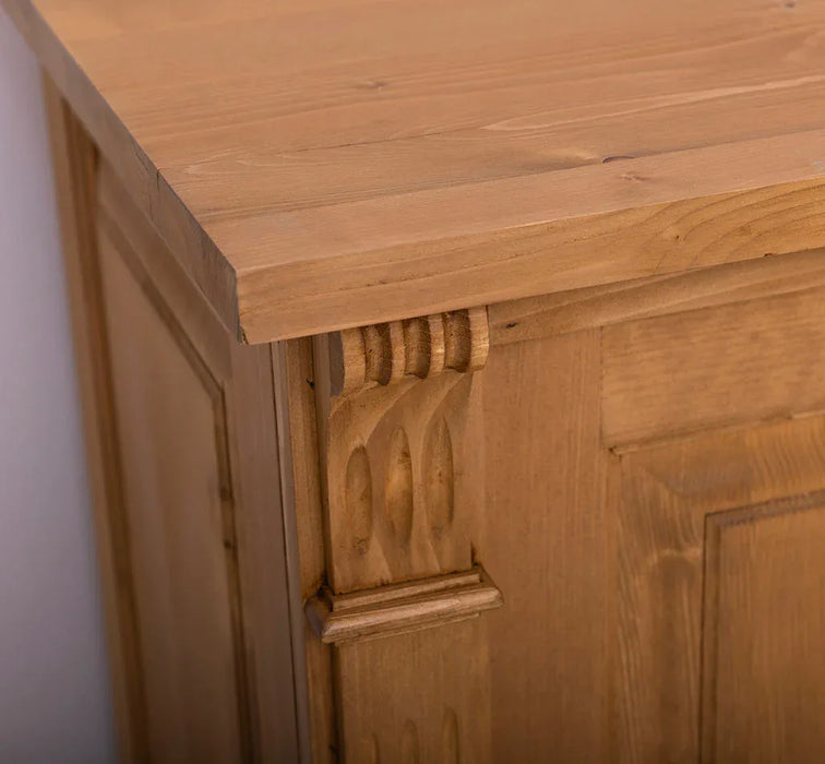 Großes Sideboard aus Massivholz mit 4 Türen