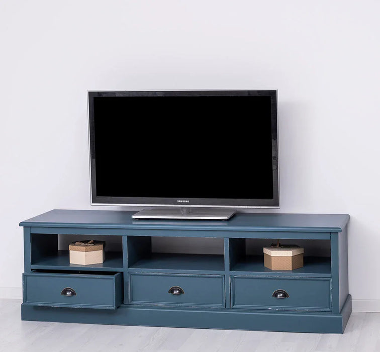 Großes TV-Board aus Massivholz mit drei Schubladen