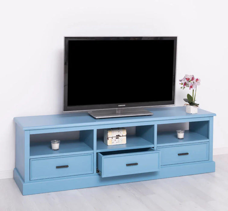 Großes TV-Board aus Massivholz mit drei Schubladen