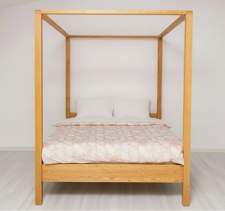 Himmelbett aus Massivholz - Klassisches Pfosten-Bett Gestell