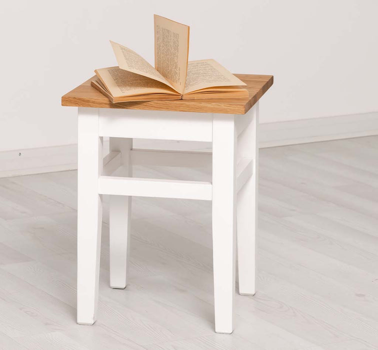 Hocker aus Massivholz mit Sitzfläche aus Eiche