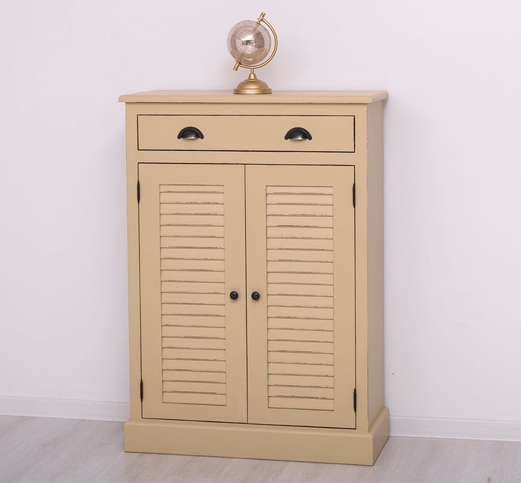 Kleine Vintage Kommode aus Massivholz mit Lamellentüren