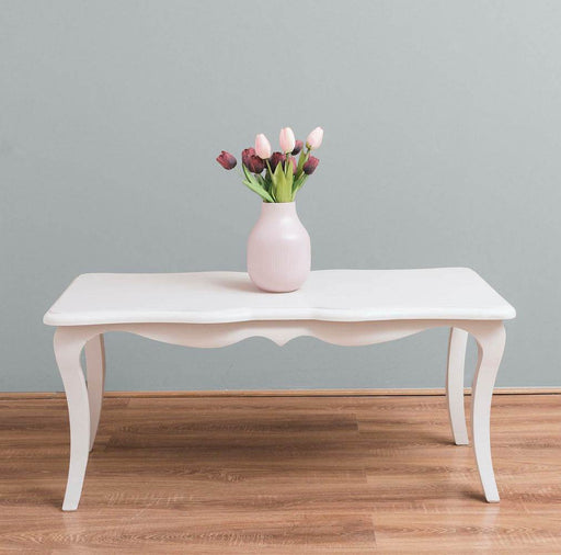 Kleiner Couchtisch im geschwungenen Stil | Beistelltisch aus Massivholz - Creme