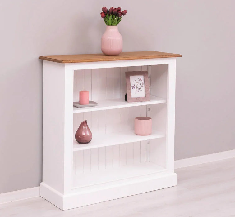 Kleines Bücherregal aus Massivholz im Landhausstil - Gewachst