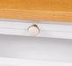 Küchen- und Buffetschrank aus Massivholz im Landhausstil -