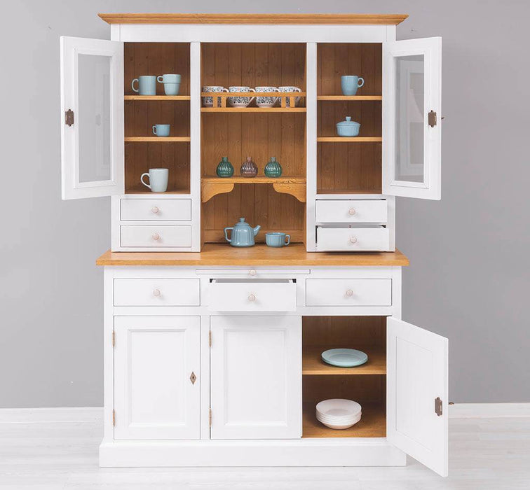 Küchen- und Buffetschrank aus Massivholz im Landhausstil -