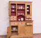 Küchen- und Buffetschrank aus Massivholz im Landhausstil -
