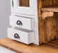 Küchen- und Buffetschrank aus Massivholz im Landhausstil -