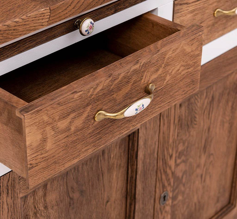 Küchen- und Buffetschrank aus massiver Eiche | Geschirrschrank mit 7 Schubladen und 5 Türen -