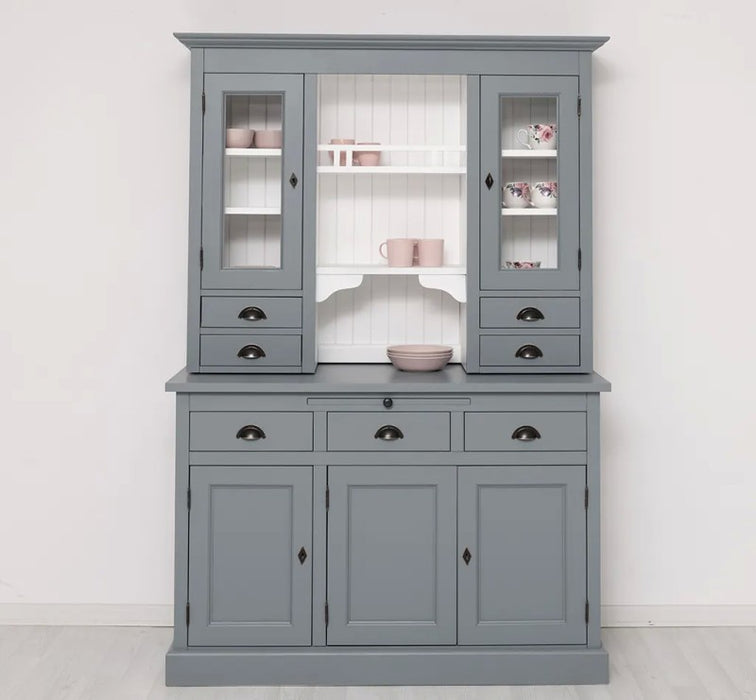 Küchen- und Buffetschrank aus massiver Eiche im Landhausstil in vielen Farben