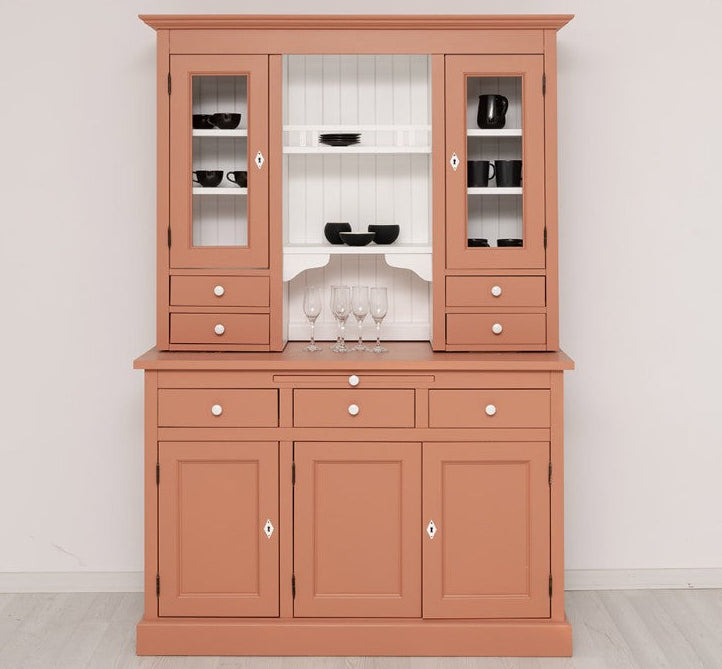 Küchen- und Buffetschrank aus massiver Eiche im Landhausstil in vielen Farben