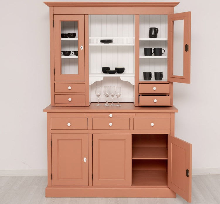 Küchen- und Buffetschrank aus massiver Eiche im Landhausstil in vielen Farben