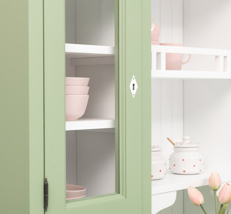 Küchen- und Buffetschrank aus massiver Eiche im Landhausstil in vielen Farben