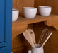 Küchen- und Buffetschrank aus Massivholz im Landhausstil - Gebürstet | Blau