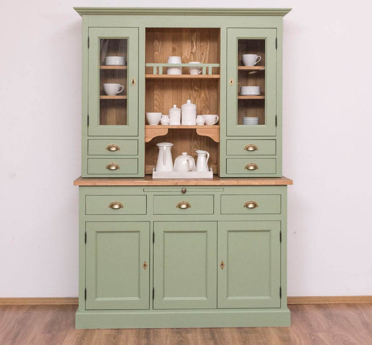 Küchen- und Buffetschrank aus Massivholz im Landhausstil -