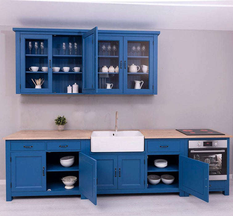 Küchenzeile aus Massivholz Blau mit Eichenplatte großem Hängeschrank Besteck- und Vorratsschrank | Massivholzküche -