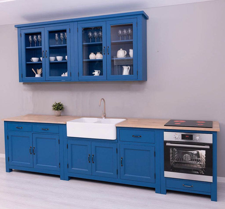 Küchenzeile aus Massivholz Blau mit Eichenplatte großem Hängeschrank Besteck- und Vorratsschrank | Massivholzküche -