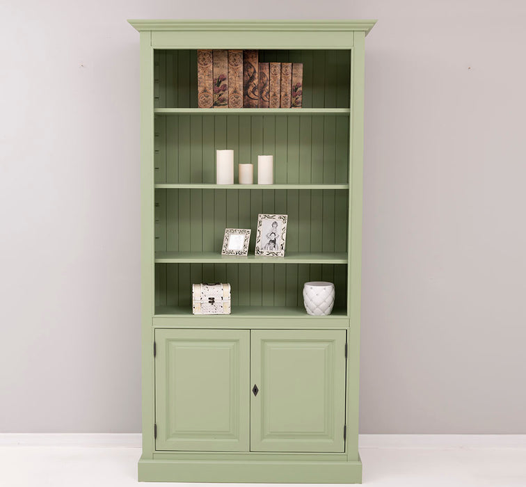 Landhaus Bücherregal aus Massivholz mit Schranktüren  in verschiedenen Farben