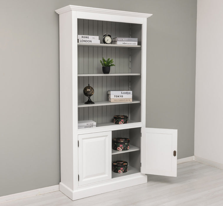 Landhaus Bücherregal aus Massivholz mit Schranktüren  in verschiedenen Farben