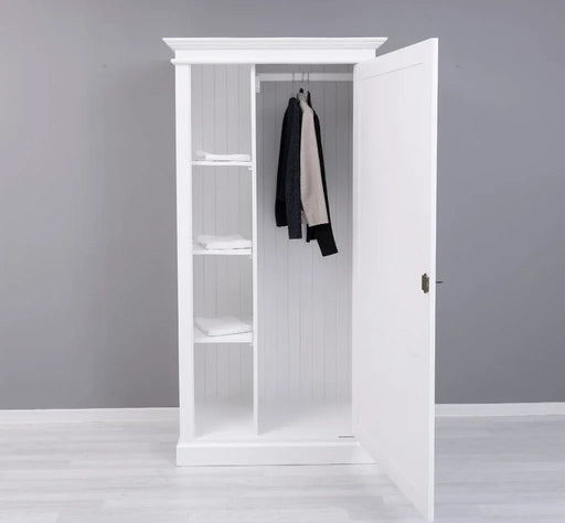 Landhaus Kleiderschrank aus Massivholz in verschiedenen Farben