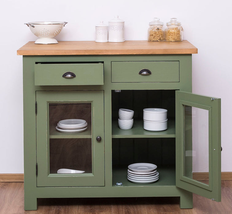 Landhaus Küchenmodul aus Massivholz mit verglasten Türen