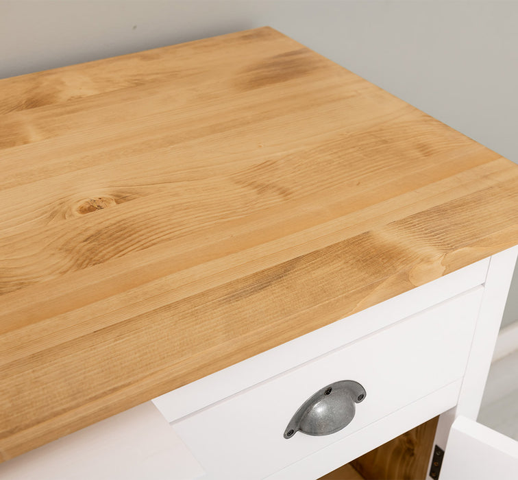 Landhaus Sideboard aus Massivholz im Landhausstil mit 3 Schubladen und Türen