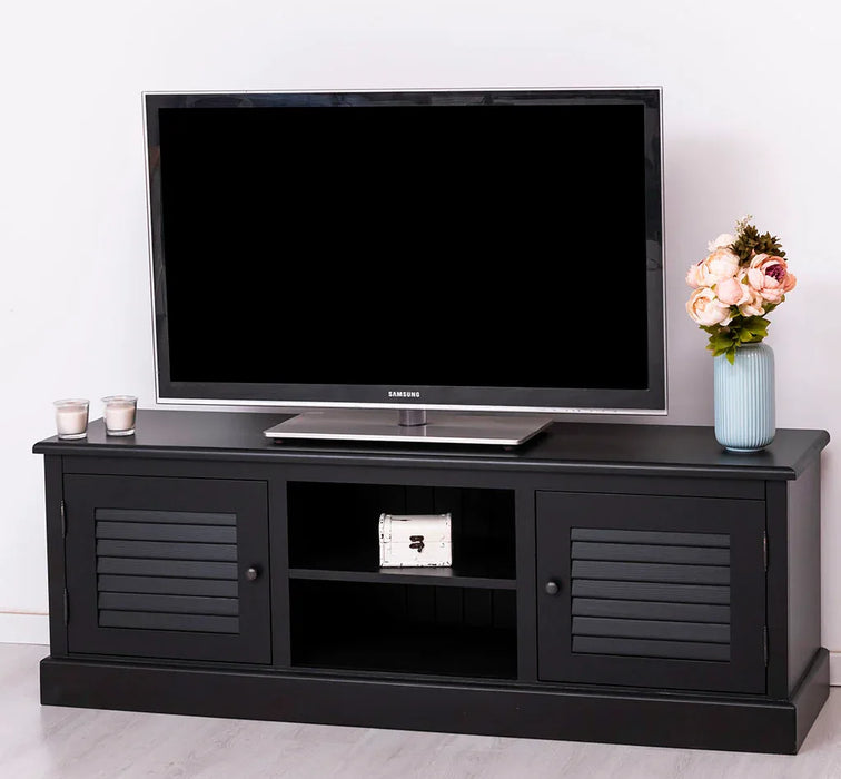 Landhaus TV-Board aus Massivholz mit Lamellentüren