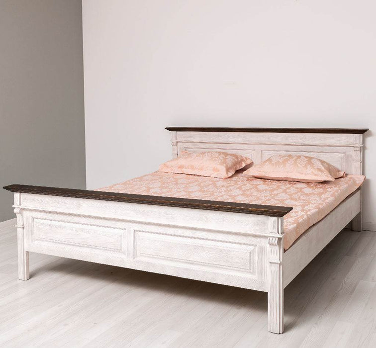 Landhausbett aus Massivholz mit Ornamenten | Luxuriöses Bett mit Fräsungen - Gebürstet / 90 x 200