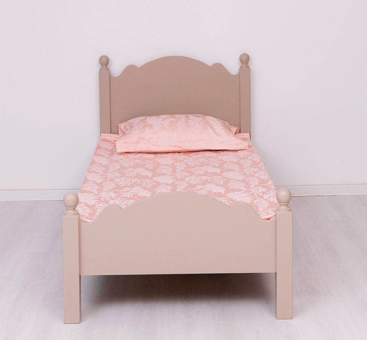 Landhausbett mit geschwungenem Kopf- und Fußteil | Stabiles Kinderbett - Taupe / 90 x 200