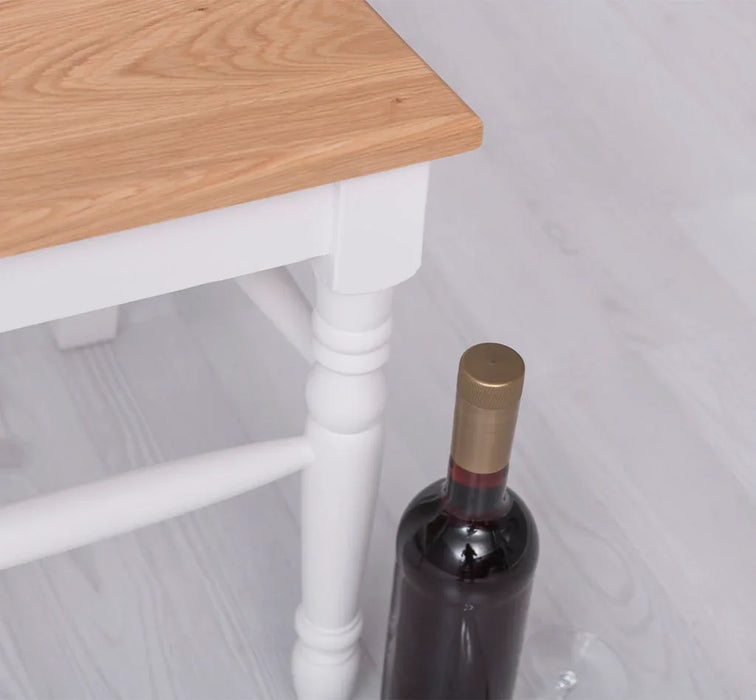 Landhausstuhl aus Massivholz in verschiedenen Farben