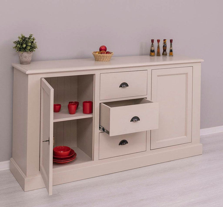 Massivholz Sideboard im Landhausstil mit drei Schubladen und zwei Türen -