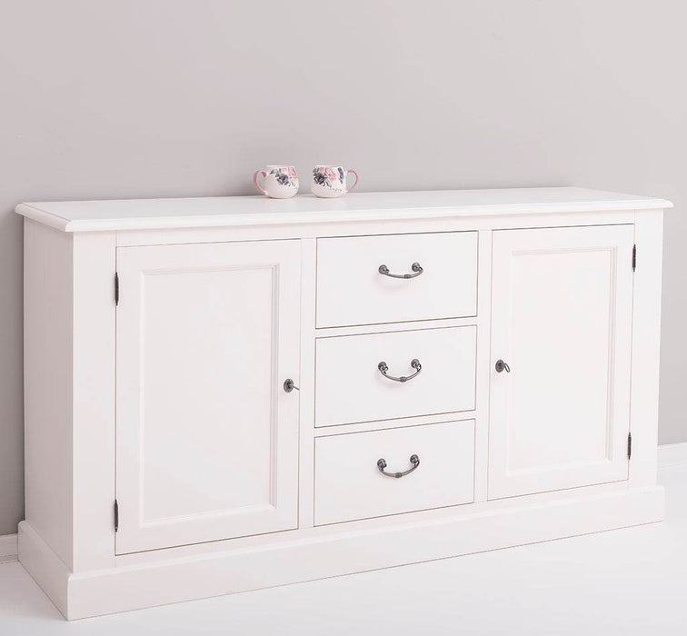 Massivholz Sideboard im Landhausstil mit drei Schubladen und zwei Türen -