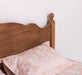 Schlafzimmer Set - Bett aus Massivholz mit geschwungenem Kopf- und Fußteil und zwei Nachttischen - Gewachst / 90 x 200