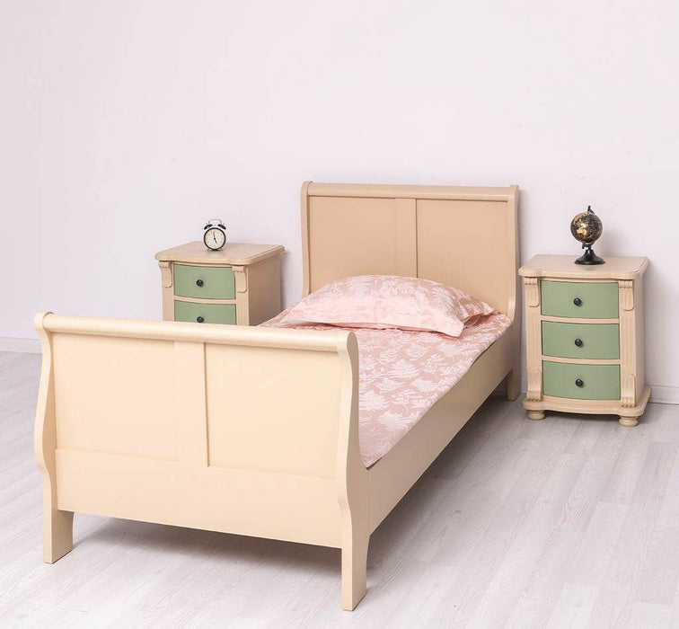 Schlafzimmer-Set aus Massivholz | Kinderzimmer mit Bett und zwei Nachttischen - Lavendel / 90 x 200