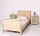 Schlafzimmer-Set aus Massivholz | Kinderzimmer mit Bett und zwei Nachttischen - Lavendel / 90 x 200