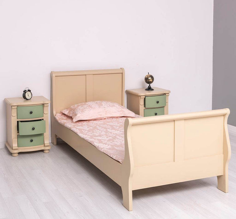 Schlafzimmer-Set aus Massivholz | Kinderzimmer mit Bett und zwei Nachttischen - Lavendel / 90 x 200