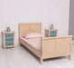 Schlafzimmer-Set aus Massivholz | Kinderzimmer mit Bett und zwei Nachttischen - Lavendel / 90 x 200