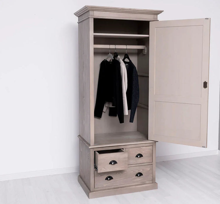 Schmaler Vintage Kleiderschrank aus Massivholz mit vier Schubladen