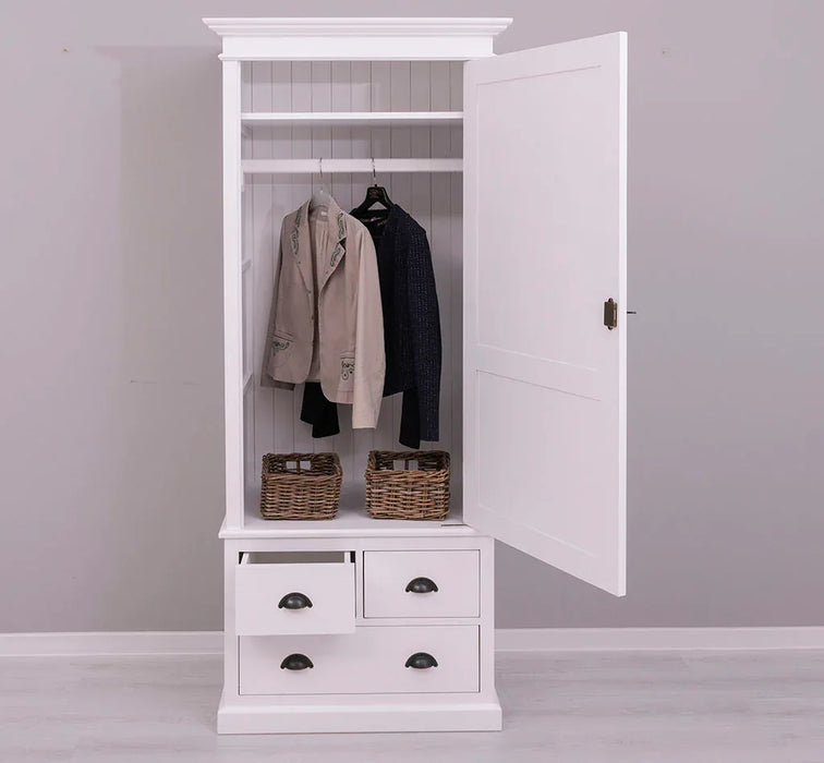Schmaler Vintage Kleiderschrank aus Massivholz mit vier Schubladen — Massivholzmöbel-Becker