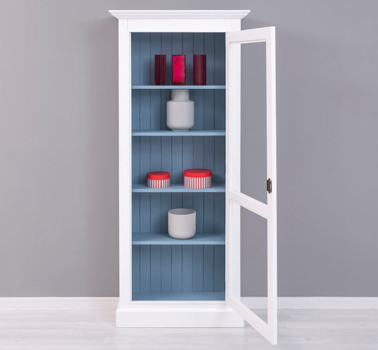 Schmaler Vitrinenschrank aus Massivholz in verschiedenen Farben