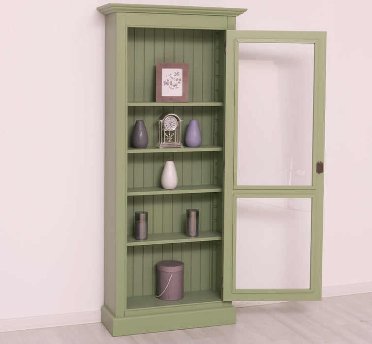 Schmaler Vitrinenschrank aus Massivholz in verschiedenen Farben