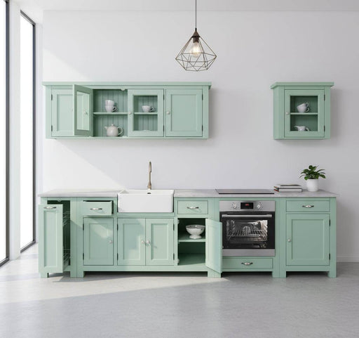 Sechsteilige Küchenzeile aus Massivholz mit Hängeschranken in Mint- Grün -