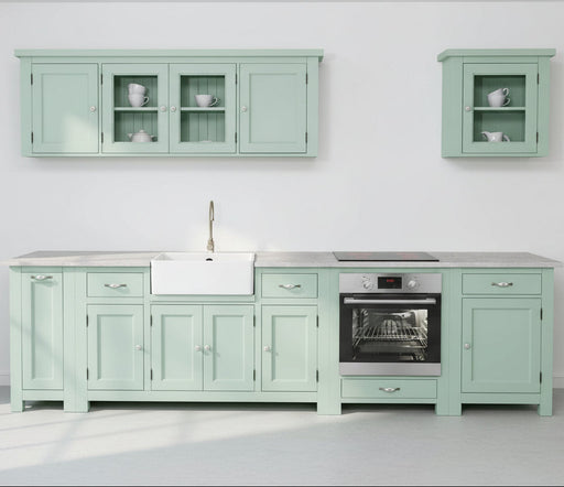 Sechsteilige Küchenzeile aus Massivholz mit Hängeschranken in Mint- Grün -