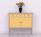 Sideboard aus Massivholz mit drei Schubladen -