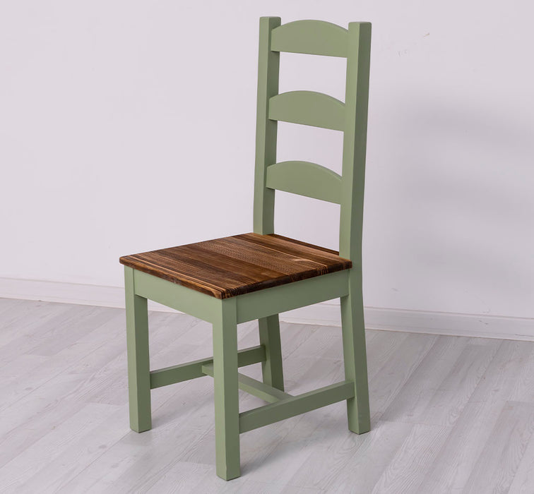 Stuhl aus Massivholz mit Rückenlehne