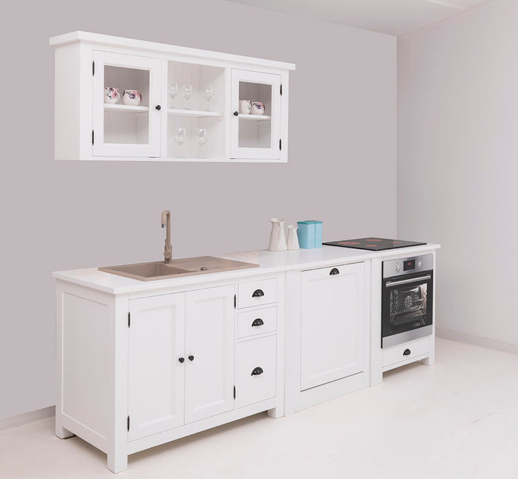 Vierteilige Küchenzeile aus Massivholz mit Hängeschrank in weiß