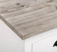 Viertüriges Sideboard aus Massivholz im Landhausstil -