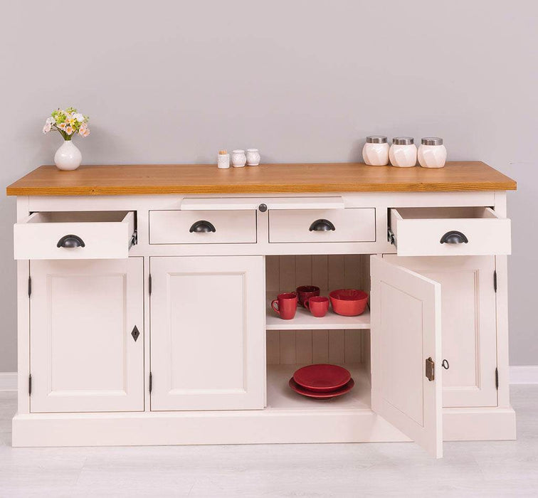 Viertüriges Sideboard aus Massivholz im Landhausstil -